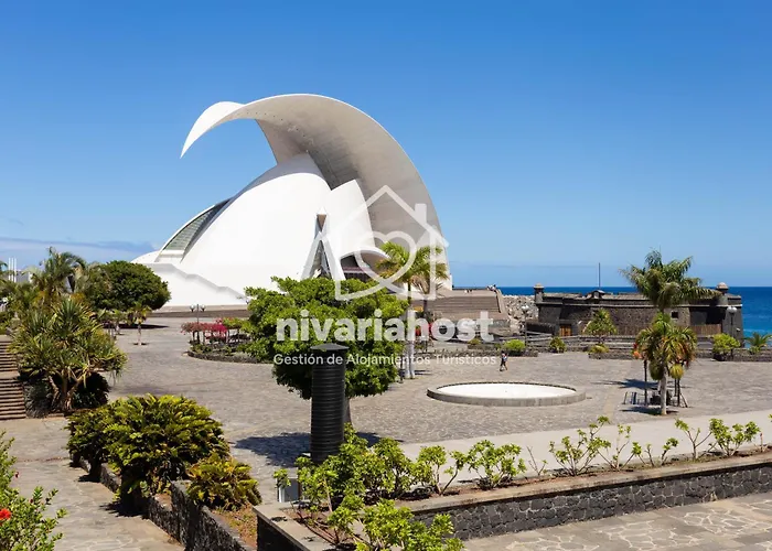 The Luxe Cruz, By Nivariahost *