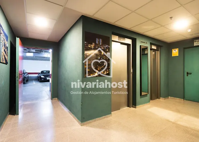 The Luxe Cruz, By Nivariahost *